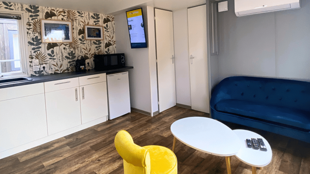flowercamping ilates coworking cuisine